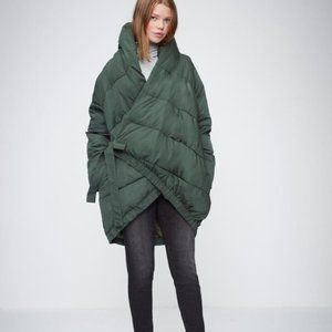 Plus Size Universal Standard Kanda Puffer Coat